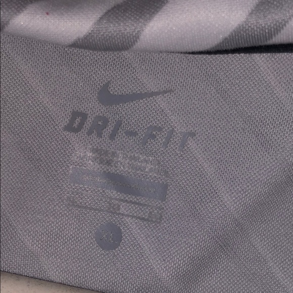 Nike Sport Half Zip - Picture 3 of 3